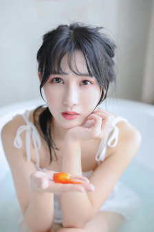 亚洲精品综合欧美二区